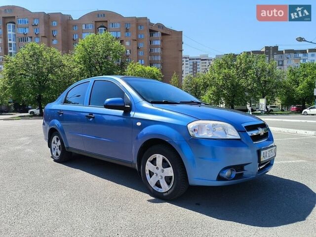 Синий Шевроле Авео, объемом двигателя 1.5 л и пробегом 191 тыс. км за 3800 $, фото 1 на Automoto.ua