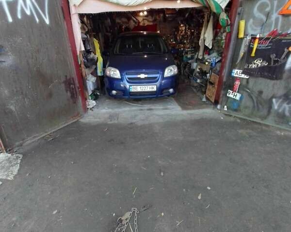 Синий Шевроле Авео, объемом двигателя 1.6 л и пробегом 250 тыс. км за 4500 $, фото 1 на Automoto.ua