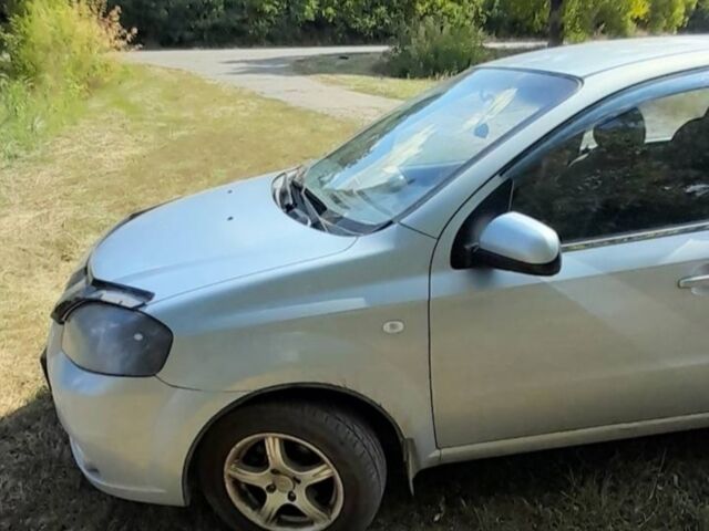 Синий Шевроле Авео, объемом двигателя 1.6 л и пробегом 263 тыс. км за 4000 $, фото 1 на Automoto.ua