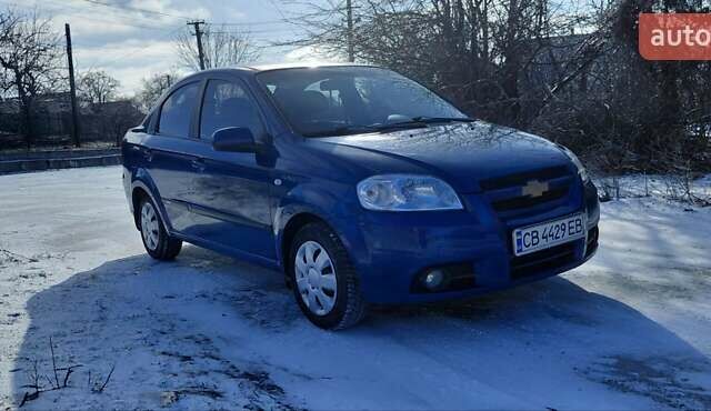 Синий Шевроле Авео, объемом двигателя 1.6 л и пробегом 154 тыс. км за 4200 $, фото 1 на Automoto.ua