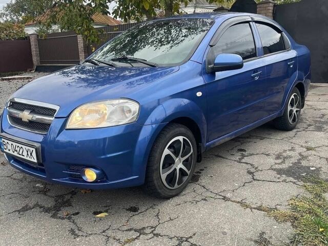 Синий Шевроле Авео, объемом двигателя 0 л и пробегом 220 тыс. км за 3500 $, фото 1 на Automoto.ua