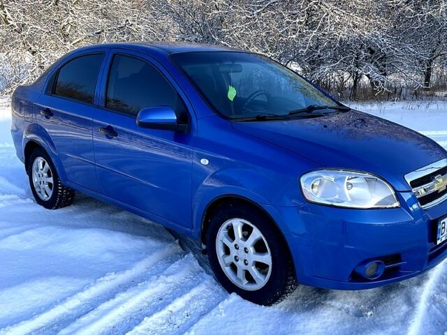 Синий Шевроле Авео, объемом двигателя 1.5 л и пробегом 240 тыс. км за 3700 $, фото 1 на Automoto.ua