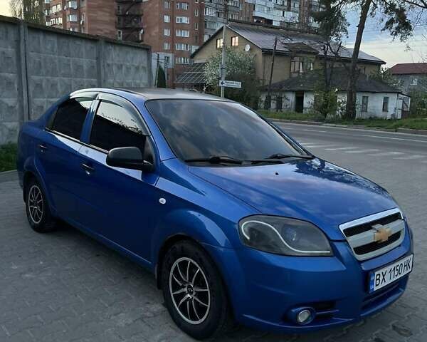 Синий Шевроле Авео, объемом двигателя 1.5 л и пробегом 326 тыс. км за 3350 $, фото 1 на Automoto.ua