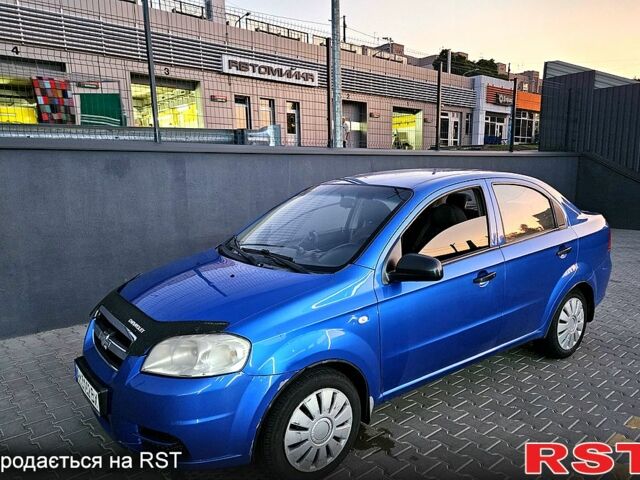 Синий Шевроле Авео, объемом двигателя 1.5 л и пробегом 250 тыс. км за 4300 $, фото 1 на Automoto.ua