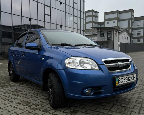Синий Шевроле Авео, объемом двигателя 1.5 л и пробегом 146 тыс. км за 4800 $, фото 1 на Automoto.ua