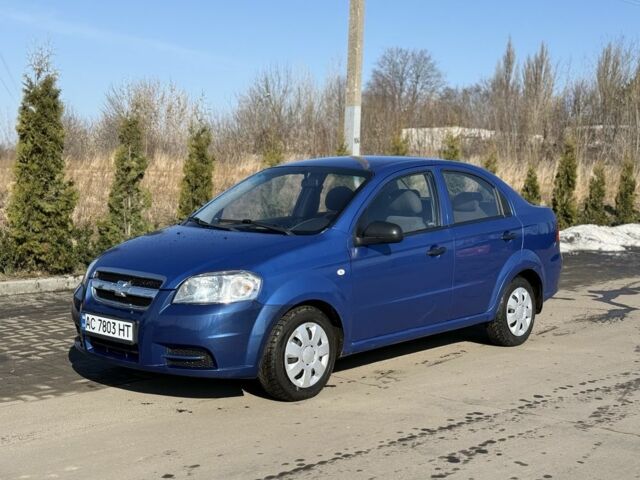 Синий Шевроле Авео, объемом двигателя 1.5 л и пробегом 260 тыс. км за 3150 $, фото 1 на Automoto.ua