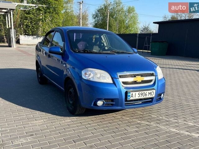 Синий Шевроле Авео, объемом двигателя 1.5 л и пробегом 312 тыс. км за 4400 $, фото 1 на Automoto.ua