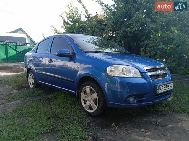 Синий Шевроле Авео, объемом двигателя 1.5 л и пробегом 105 тыс. км за 5200 $, фото 1 на Automoto.ua
