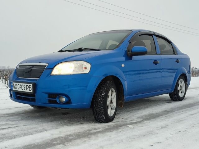 Синий Шевроле Авео, объемом двигателя 1.5 л и пробегом 209 тыс. км за 3200 $, фото 1 на Automoto.ua