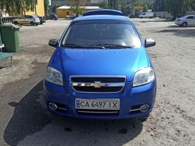 Синий Шевроле Авео, объемом двигателя 1.5 л и пробегом 245 тыс. км за 2700 $, фото 1 на Automoto.ua