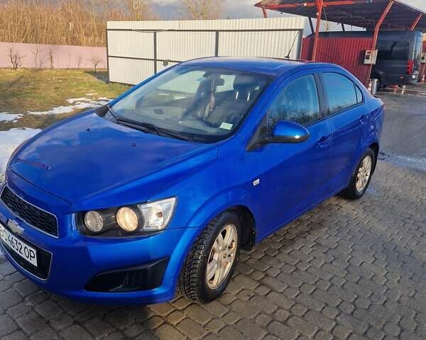 Синий Шевроле Авео, объемом двигателя 1.2 л и пробегом 168 тыс. км за 5300 $, фото 1 на Automoto.ua