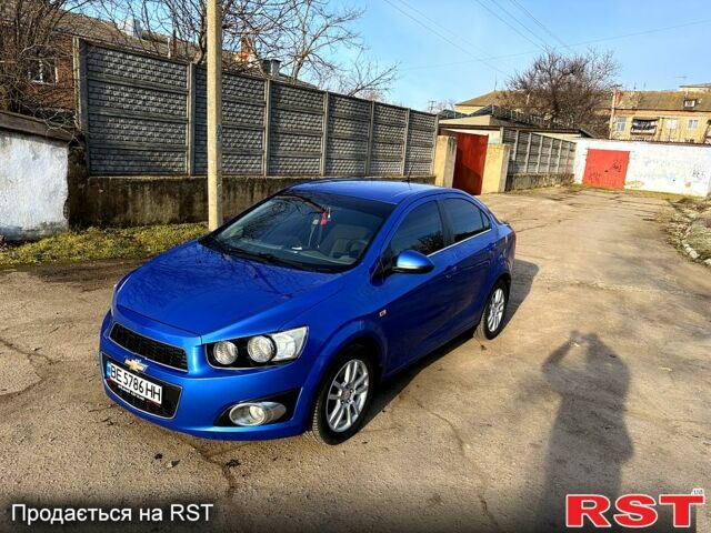 Синій Шевроле Авео, об'ємом двигуна 1.6 л та пробігом 160 тис. км за 6000 $, фото 1 на Automoto.ua