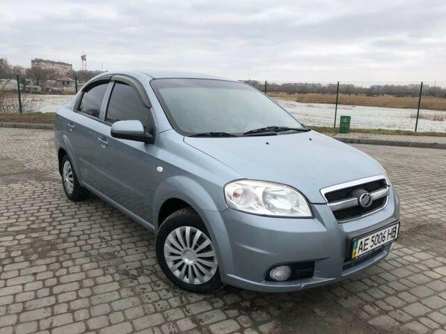 Синий Шевроле Авео, объемом двигателя 1.5 л и пробегом 152 тыс. км за 4850 $, фото 1 на Automoto.ua
