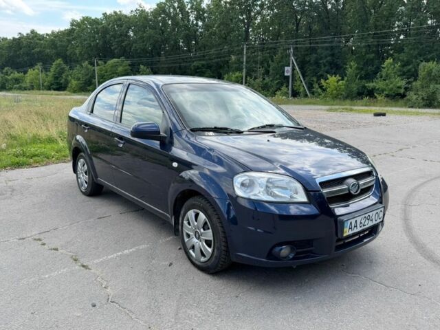 Синій Шевроле Авео, об'ємом двигуна 1.5 л та пробігом 200 тис. км за 3000 $, фото 1 на Automoto.ua