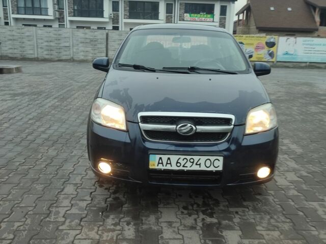 Синий Шевроле Авео, объемом двигателя 1.5 л и пробегом 189 тыс. км за 3300 $, фото 1 на Automoto.ua