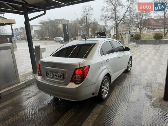 Синій Шевроле Авео, об'ємом двигуна 1.4 л та пробігом 250 тис. км за 5000 $, фото 1 на Automoto.ua