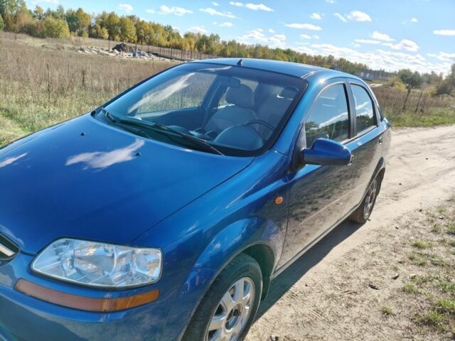 Синий Шевроле Авео, объемом двигателя 1.5 л и пробегом 153 тыс. км за 4100 $, фото 1 на Automoto.ua