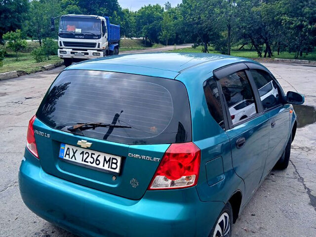 Зелений Шевроле Авео, об'ємом двигуна 1.5 л та пробігом 180 тис. км за 1750 $, фото 1 на Automoto.ua