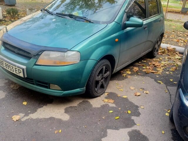 Зелений Шевроле Авео, об'ємом двигуна 1.5 л та пробігом 280 тис. км за 3300 $, фото 1 на Automoto.ua