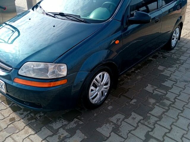 Зеленый Шевроле Авео, объемом двигателя 1.5 л и пробегом 0 тыс. км за 1850 $, фото 1 на Automoto.ua