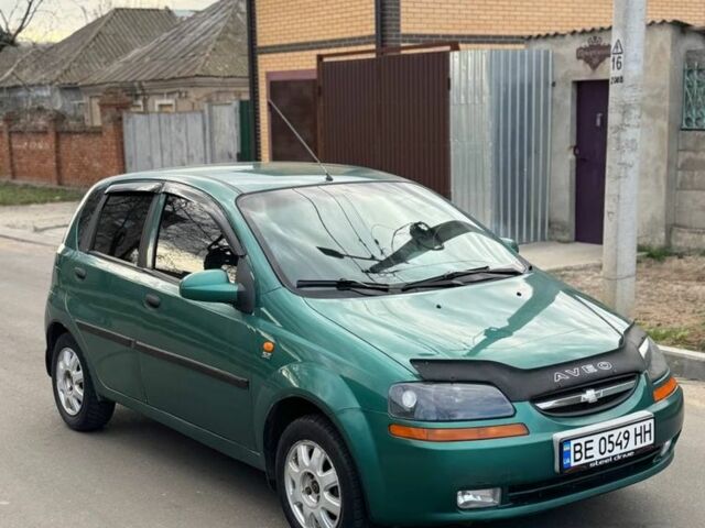 Зеленый Шевроле Авео, объемом двигателя 1.5 л и пробегом 220 тыс. км за 3300 $, фото 1 на Automoto.ua