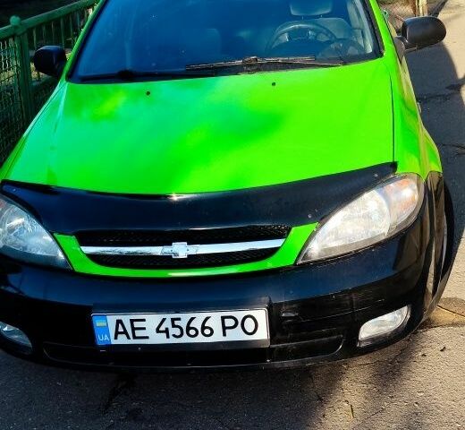 Зеленый Шевроле Авео, объемом двигателя 1.6 л и пробегом 250 тыс. км за 3000 $, фото 1 на Automoto.ua