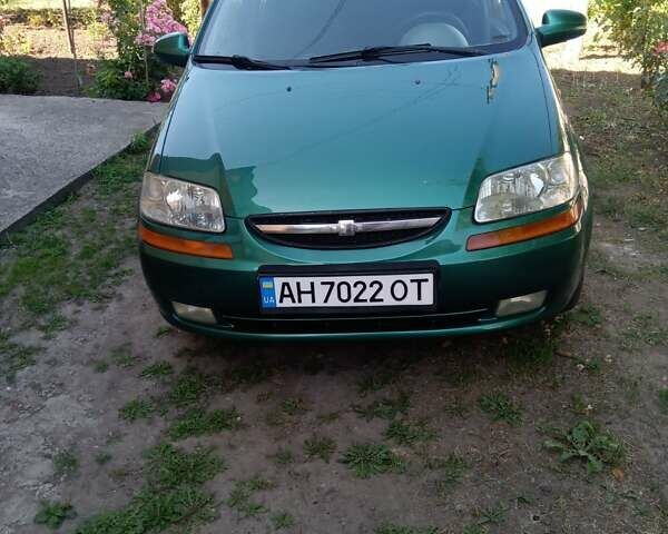 Зеленый Шевроле Авео, объемом двигателя 1.5 л и пробегом 140 тыс. км за 3119 $, фото 1 на Automoto.ua