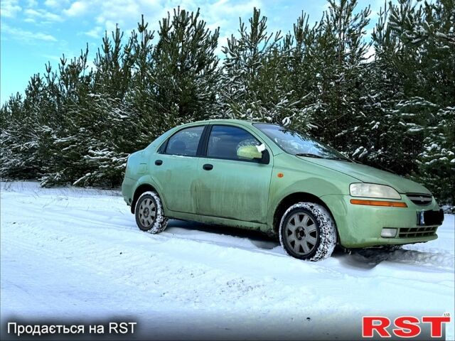 Зелений Шевроле Авео, об'ємом двигуна 1.5 л та пробігом 222 тис. км за 4000 $, фото 1 на Automoto.ua