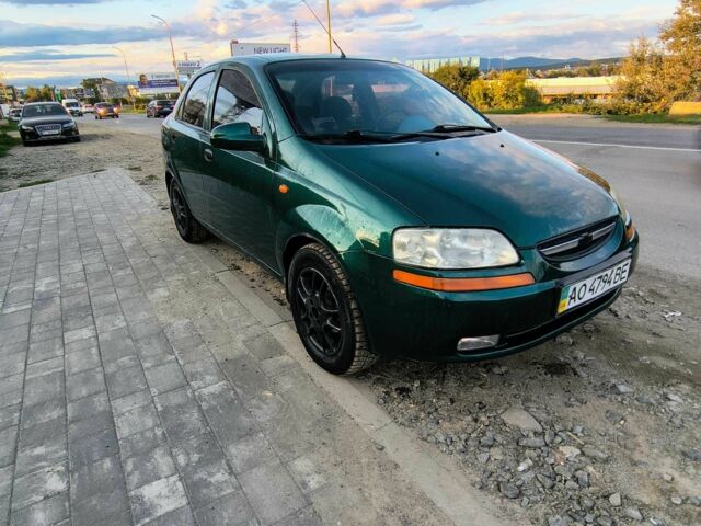 Зелений Шевроле Авео, об'ємом двигуна 1.5 л та пробігом 350 тис. км за 1800 $, фото 1 на Automoto.ua