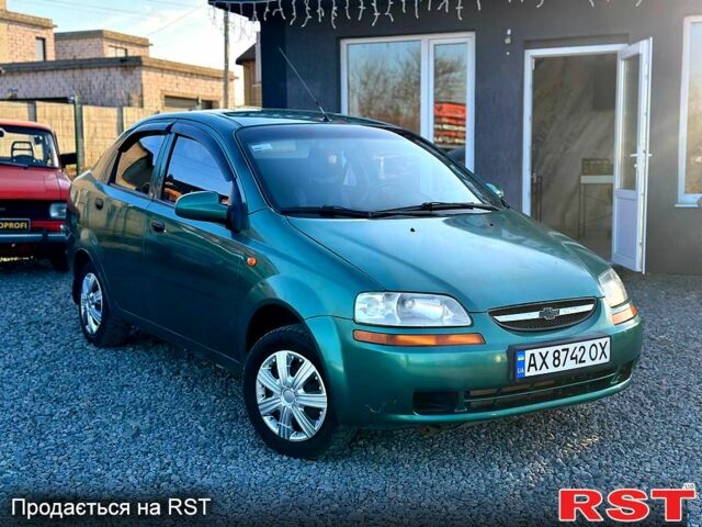 Зелений Шевроле Авео, об'ємом двигуна 1.5 л та пробігом 200 тис. км за 2000 $, фото 1 на Automoto.ua