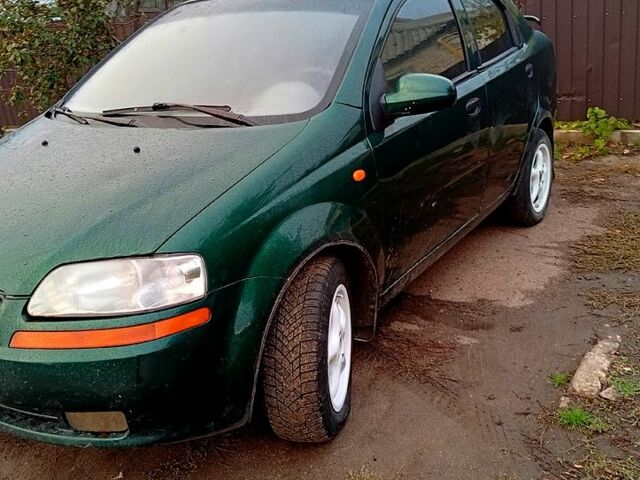 Шевроле Авео 2005 в Кропивницком (Кировограде) на Automoto.ua Зеленый Шевроле Авео, объемом двигателя 1.5 л и пробегом 200 тыс. км за 2000 $, фото 1 на Automoto.ua