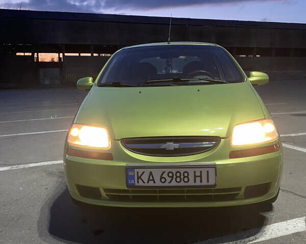 Зеленый Шевроле Авео, объемом двигателя 1.5 л и пробегом 206 тыс. км за 4131 $, фото 1 на Automoto.ua