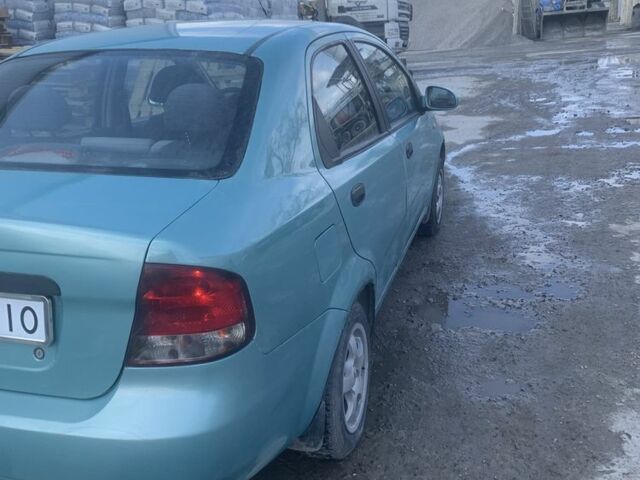 Зелений Шевроле Авео, об'ємом двигуна 1.5 л та пробігом 280 тис. км за 2200 $, фото 1 на Automoto.ua