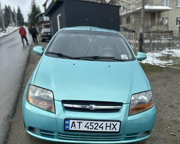 Зеленый Шевроле Авео, объемом двигателя 1.5 л и пробегом 209 тыс. км за 3200 $, фото 1 на Automoto.ua