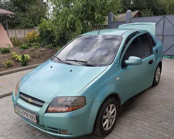 Зеленый Шевроле Авео, объемом двигателя 1.5 л и пробегом 186 тыс. км за 2500 $, фото 1 на Automoto.ua