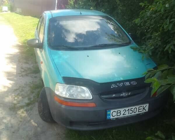 Зеленый Шевроле Авео, объемом двигателя 1.5 л и пробегом 255 тыс. км за 2100 $, фото 1 на Automoto.ua
