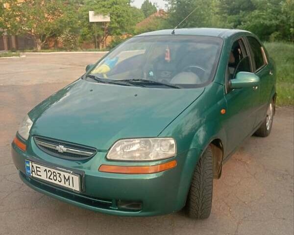 Зеленый Шевроле Авео, объемом двигателя 1.5 л и пробегом 195 тыс. км за 2800 $, фото 1 на Automoto.ua