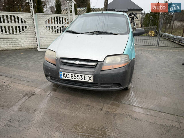 Зелений Шевроле Авео, об'ємом двигуна 1.5 л та пробігом 281 тис. км за 1550 $, фото 1 на Automoto.ua