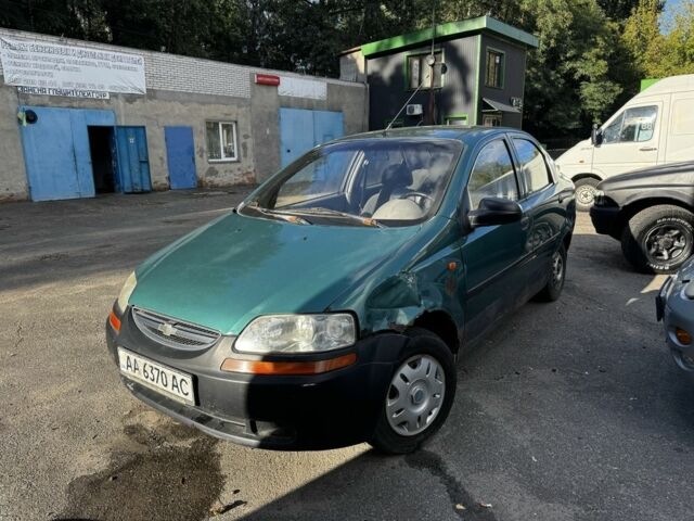 Зеленый Шевроле Авео, объемом двигателя 1.5 л и пробегом 243 тыс. км за 1100 $, фото 1 на Automoto.ua