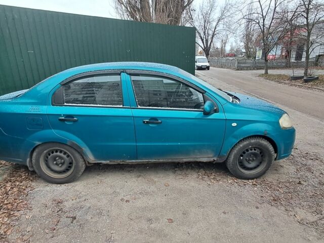 Зеленый Шевроле Авео, объемом двигателя 1.5 л и пробегом 358 тыс. км за 1800 $, фото 1 на Automoto.ua