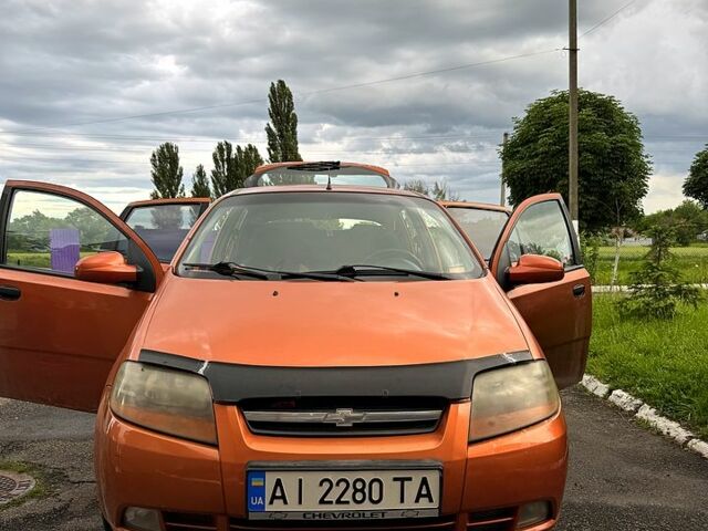 Оранжевый Шевроле Авео, объемом двигателя 1.5 л и пробегом 271 тыс. км за 2300 $, фото 1 на Automoto.ua