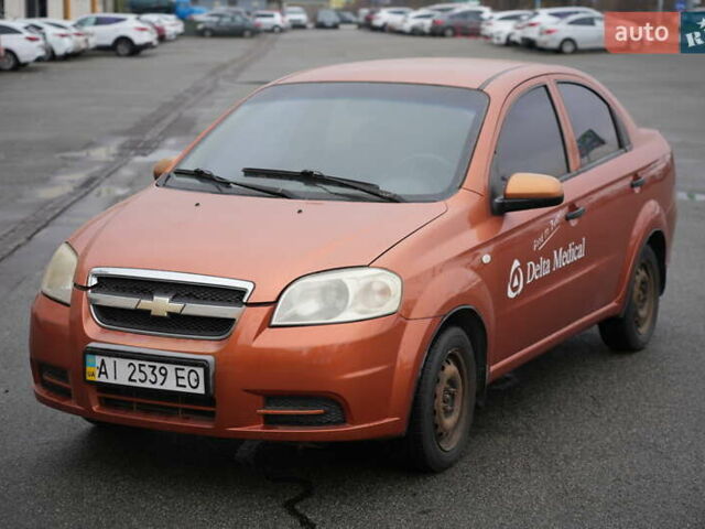 Помаранчевий Шевроле Авео, об'ємом двигуна 1.5 л та пробігом 300 тис. км за 2606 $, фото 1 на Automoto.ua