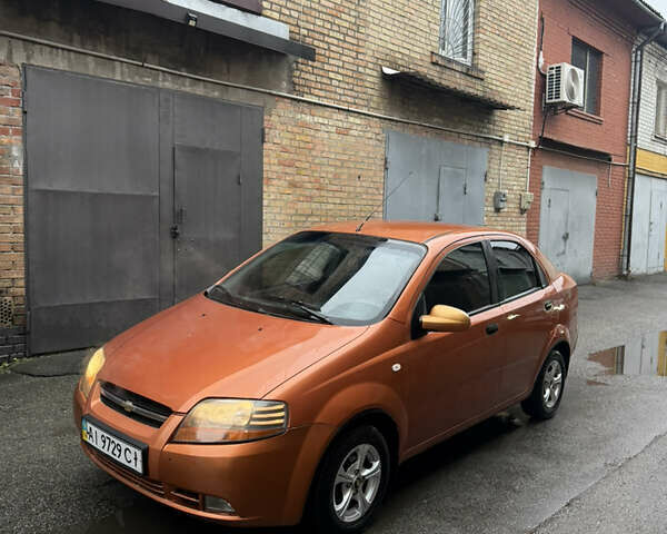 Помаранчевий Шевроле Авео, об'ємом двигуна 1.5 л та пробігом 142 тис. км за 3500 $, фото 1 на Automoto.ua