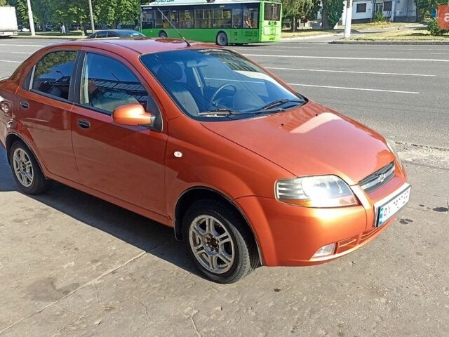 Оранжевый Шевроле Авео, объемом двигателя 1.5 л и пробегом 223 тыс. км за 3200 $, фото 1 на Automoto.ua