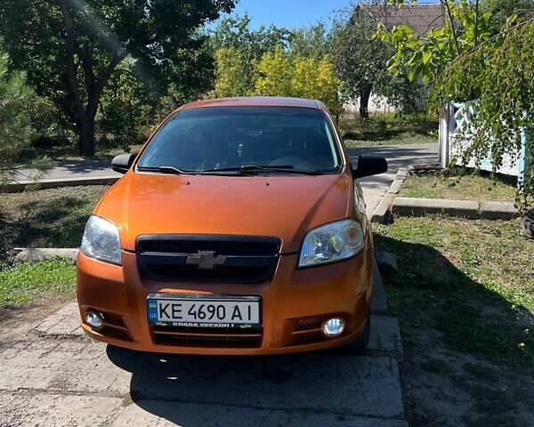 Оранжевый Шевроле Авео, объемом двигателя 1.5 л и пробегом 140 тыс. км за 3700 $, фото 1 на Automoto.ua