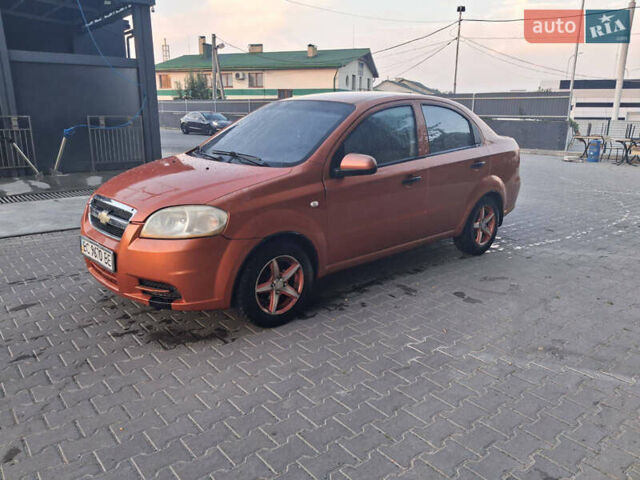 Оранжевый Шевроле Авео, объемом двигателя 1.5 л и пробегом 183 тыс. км за 1499 $, фото 1 на Automoto.ua