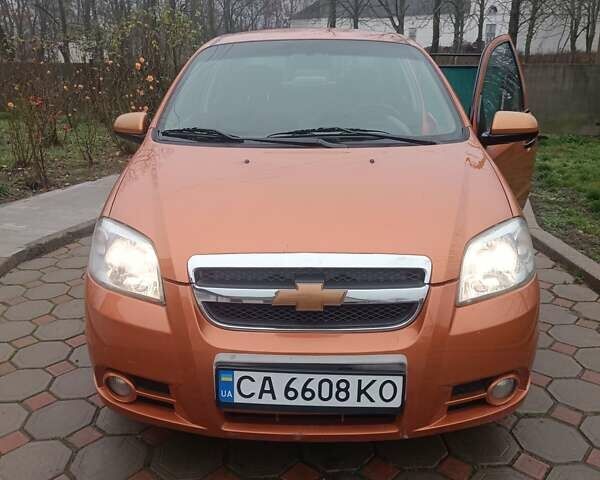 Оранжевый Шевроле Авео, объемом двигателя 1.5 л и пробегом 195 тыс. км за 3800 $, фото 1 на Automoto.ua