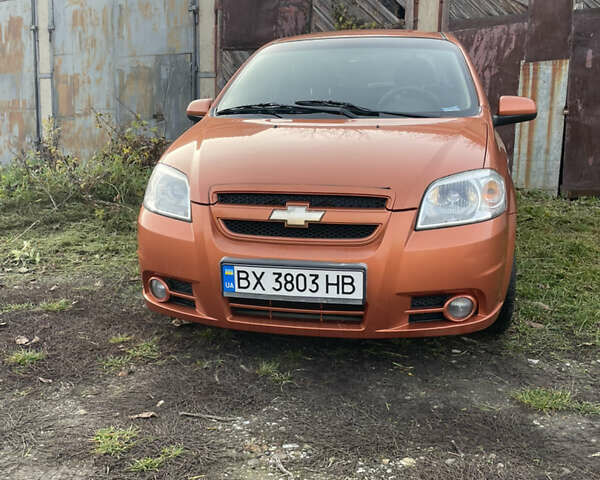 Помаранчевий Шевроле Авео, об'ємом двигуна 1.6 л та пробігом 148 тис. км за 4500 $, фото 1 на Automoto.ua