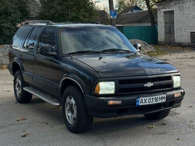 Чорний Шевроле Блейзер, об'ємом двигуна 4.3 л та пробігом 330 тис. км за 3800 $, фото 1 на Automoto.ua