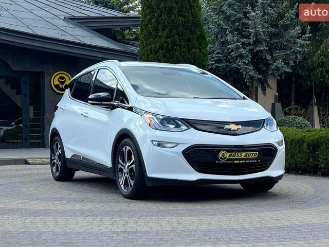 Білий Шевроле Bolt EV, об'ємом двигуна 0 л та пробігом 107 тис. км за 15999 $, фото 1 на Automoto.ua